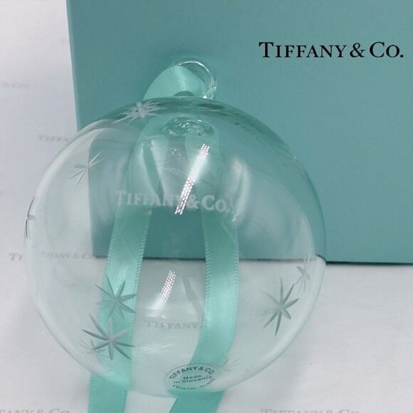 Tiffany & Co. Ball Star Ornament Blue Glass Holiday Gift 2021 W/ Pouch & Box - Picture 6 of 8